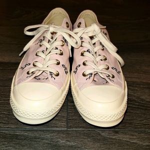 Unique Converse w FLAMINGOS very soft pink